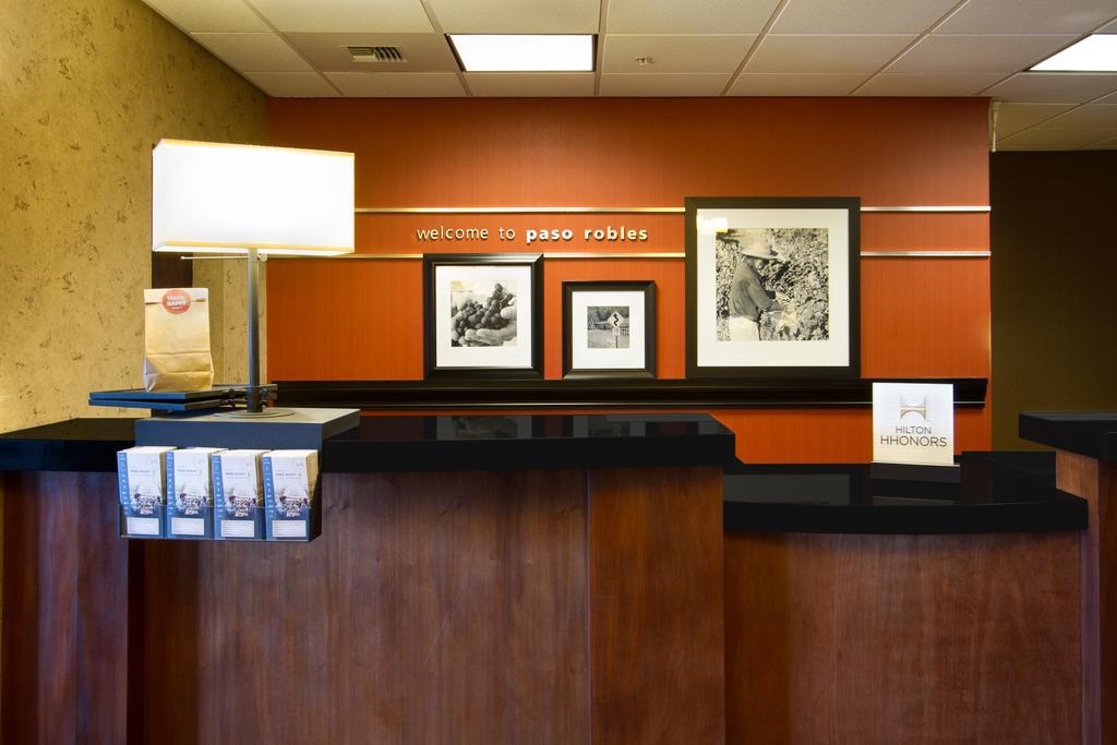 Hampton Inn & Suites Пасо Роблс Интерьер фото